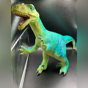 Toysmith Epic Dino Velociraptor toy Semi Soft Vinyl Green Dinosaur